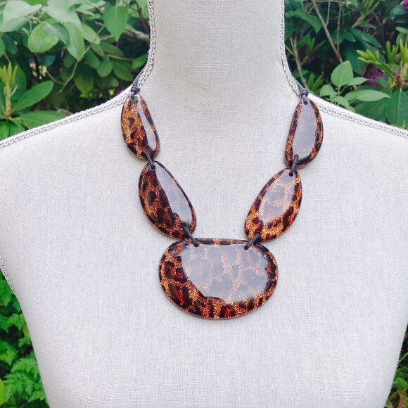 2010s Leopard Print Resin Statement Necklace Faux Tortoise Big Bead Jewelry - Picture 6 of 11
